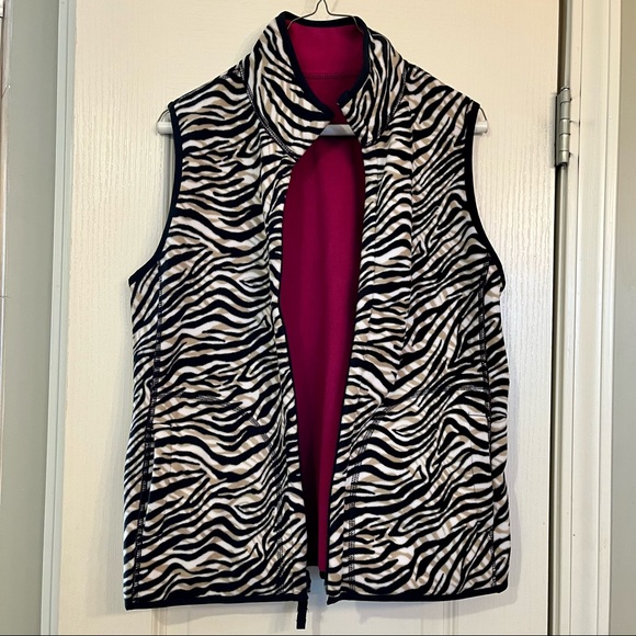Reversible fleece vest - Picture 5 of 6